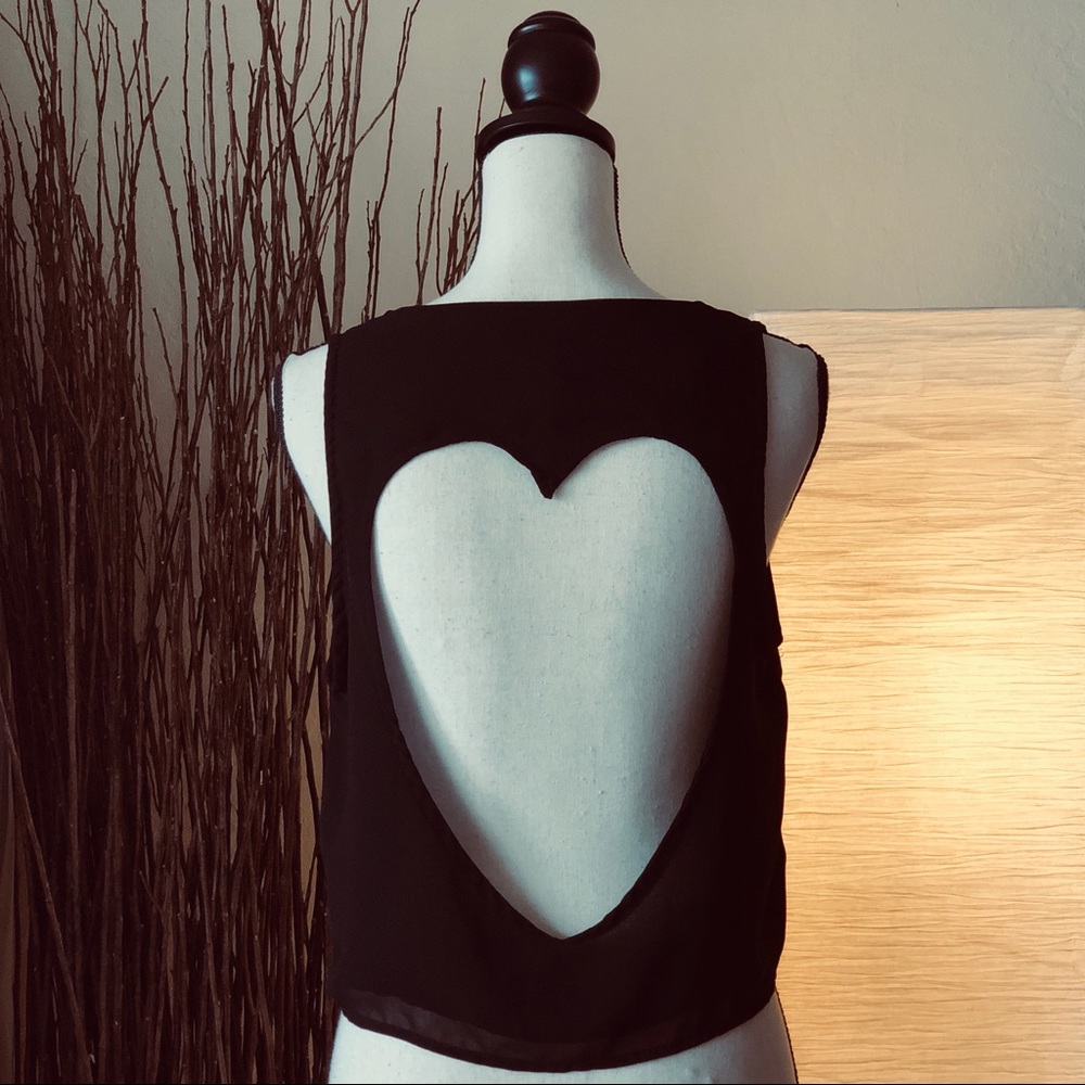 Brandy Melville 🖤 Heart Cutout Crop Tank
